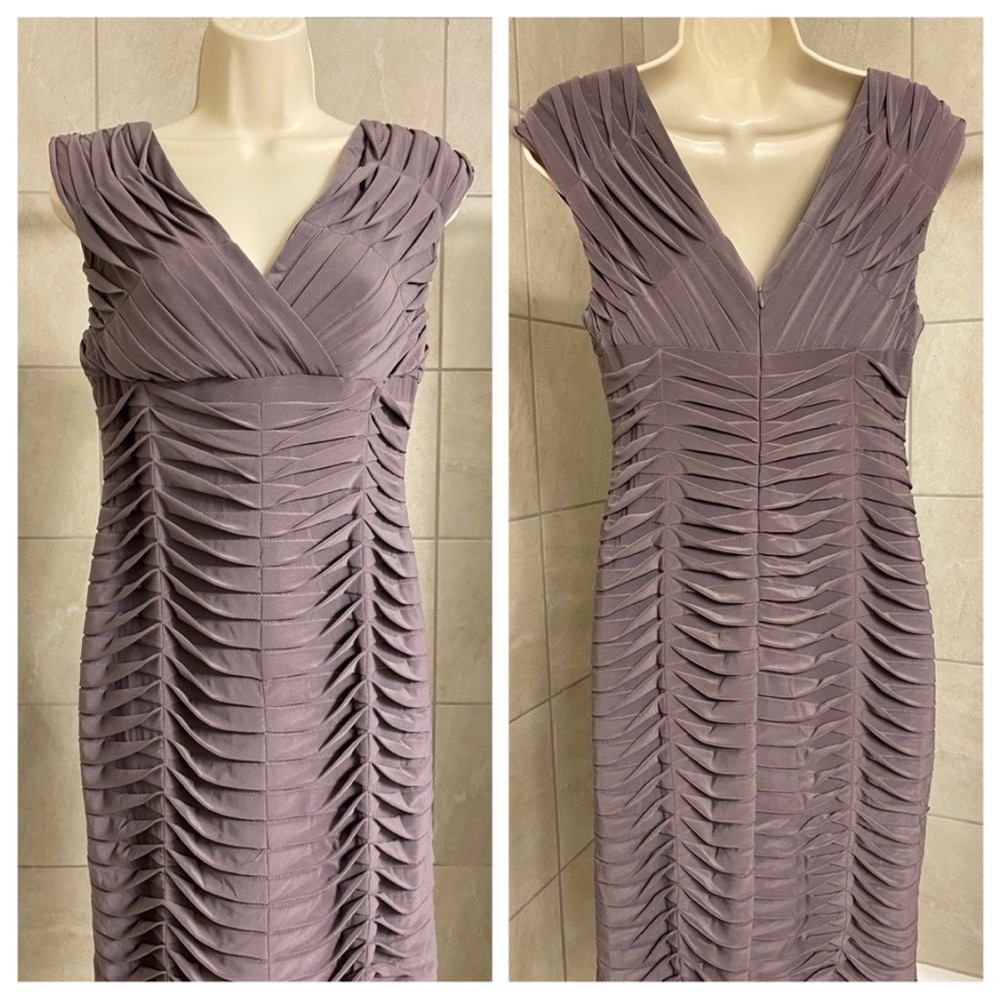 WORN ONCE / LIKE NEW Adrianna Papell cocktail dress, size 8
